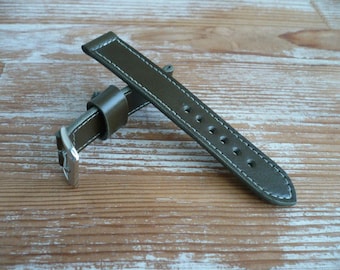 Handmade Italian Veg Tan Leather Watch Strap | Olive Green, 20mm (Nickel Buckle)