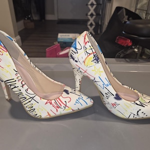 Women's Graffiti Print Stiletto Pumps - Multi-Color - Size 8