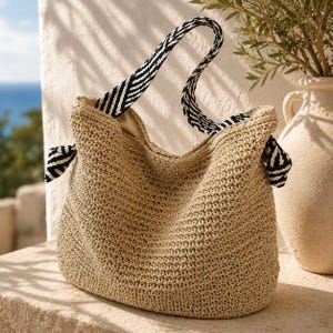 Geweven stro schoudertas, grote boho slouchy tote, strandtas met gestreepte band voor vakantie