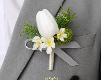 White Green Artificial Wedding Boutonniere, Groom Wedding Boutonniere, Buttonhole, Suit Lapel Pin for Men, Beach Wedding Accessory for Men