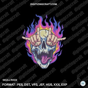 Diseño de bordado de calavera rock and roll, mano de calavera rock en llamas con cuernos, parche para chaqueta de motociclista heavy metal, descarga instantánea en múltiples formatos
