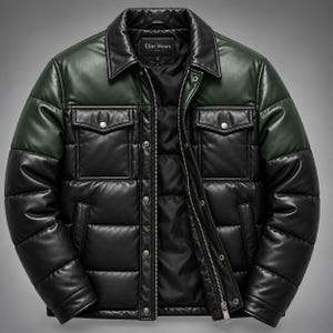 Puede incluir: Una chaqueta acolchada negra y verde oscuro con cuello, cierre de cremallera frontal y botones a presión. La chaqueta tiene dos bolsillos en el pecho con solapas y cierres a presión, y la etiqueta interior muestra el texto Elite Wears.