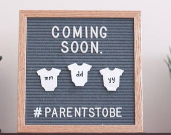 Aangepaste romper voor babyaankondiging, ornamenten, vilten letterbordaccessoires