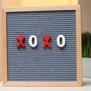VALENTINE&#39;S DAY XO Letterboard Ornaments (Pack of 4) / Felt Letter Board Accessories
