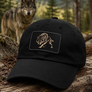 Dad Hat met leren patch met wolfmotief, baseballpet met dierenprint, verstelbare accessoire voor natuurliefhebbers.