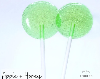 Apple Honey Lollipops // Spring Wedding // Summer Wedding // Fall Wedding Favor // Favors for Kids // Kid Friendly Favors // 10 Lollipops