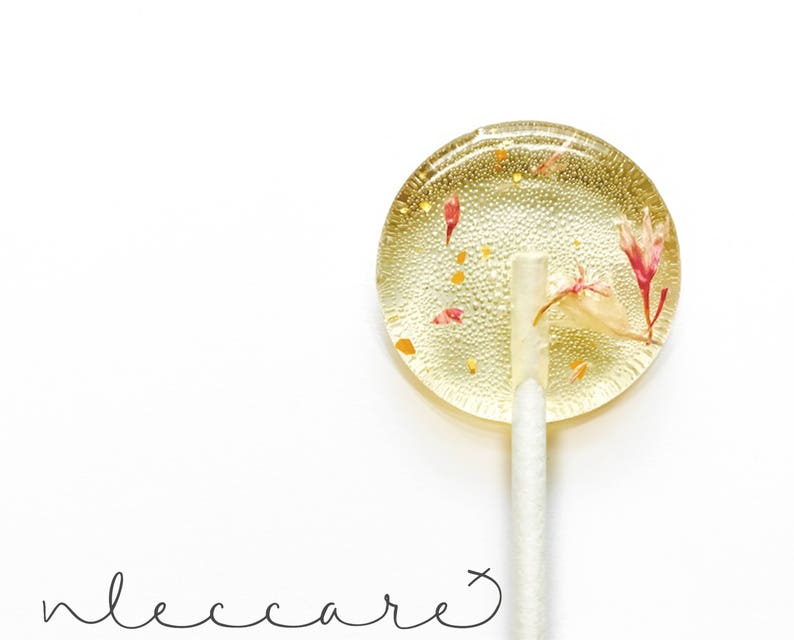 Pink and Gold Lollipops Edible Flower Lollipops Gold Flake Lollipops Spring Wedding Favors Summer Wedding Leccare 20 count