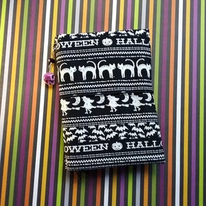 Glow-in-the-dark Cover with Purple Interior