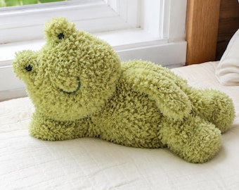 Green Frog Plush Toy, Soft Animal Doll, Decorative Pillow, Playful Charm Accent