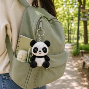 Virkad nyckelring med panda-motiv, handgjord björnväska, djurpresent, nyckelringstillbehör
