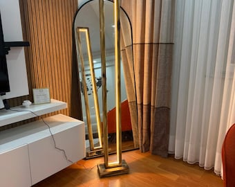 Lámpara de pie LED de madera maciza hecha a mano, iluminación ambiental minimalista rústica regulable.