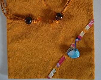 Kinchaku: drawstring purse, Tango chirimen silk