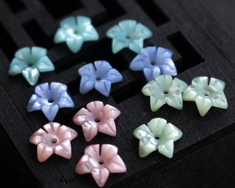 10pcs 8mm Mother of Pearl Shell Flower Beads,Natural Mother Of Pearl Beads,MOP Carved Flower Beads,Shell Flower 5 Petals,Jewelry Making,126