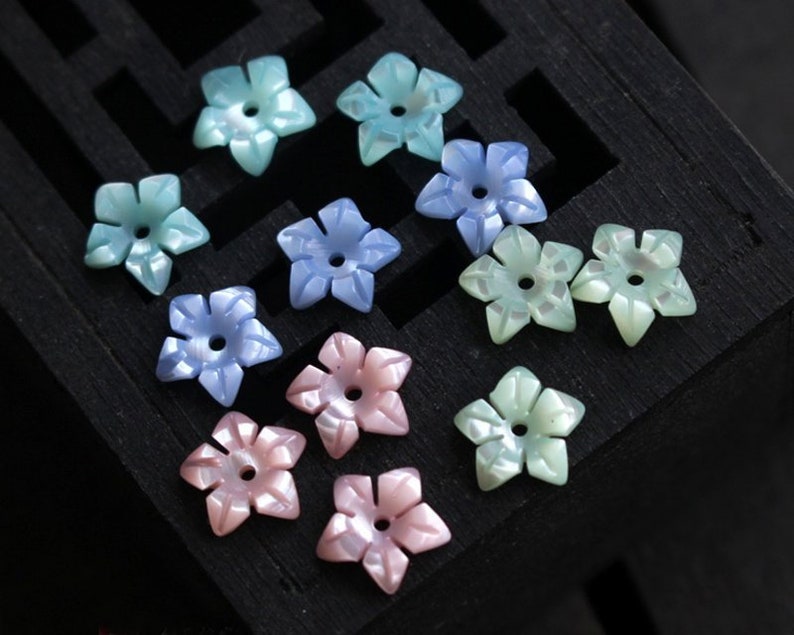 10pcs 8mm Mother of Pearl Shell Flower Beads,Natural Mother Of Pearl Beads,MOP Carved Flower Beads,Shell Flower 5 Petals,Jewelry Making,126