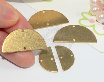 Dijes de luna de latón crudo con dos agujeros, dijes de semicírculo de latón, estampado geométrico, suministros de joyería, 110