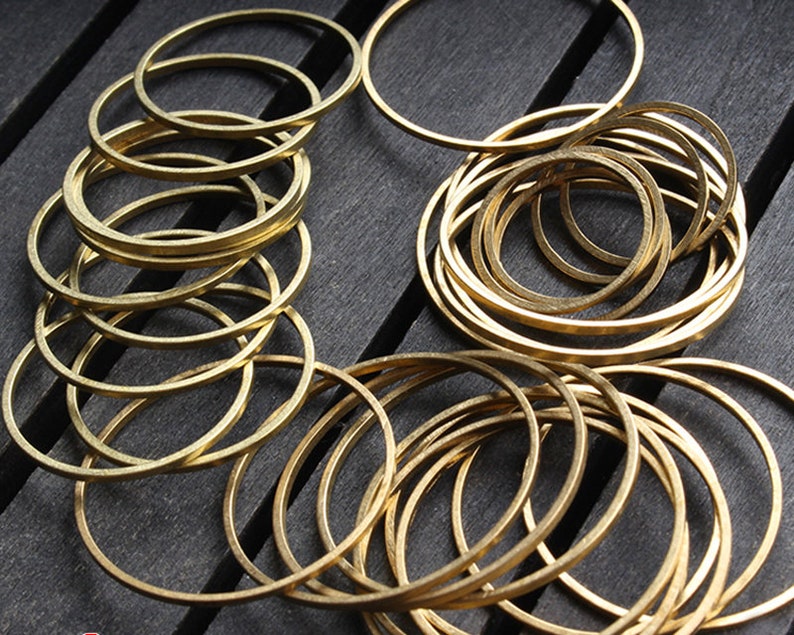 100pcs Raw Brass Hollow Circle Rings Pendants Charms,Raw Brass Round Findings, Brass Wire Frame, Geometric Findings, Jewelry Supplies, 136 image 1