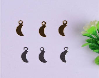 20pcs / 50pcs / 100pcs 11x5mm High Quality Raw Brass Moon Charms / Connector With a Hole -- PA295