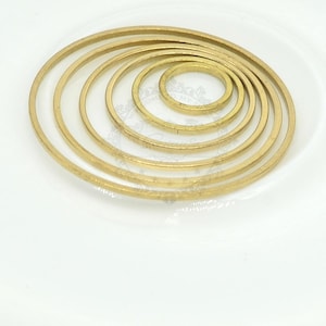 100pcs  Raw Brass Hollow Circle  Rings Pendants Charms,Raw Brass Round Findings, Brass Wire Frame, Geometric Findings, Jewelry Supplies, 136