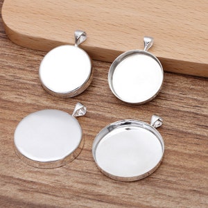 50pcs 20, 25mm Bezel Setting, Round Bezel Cups with one connector, Pendant Trays Base, Charms Bezels, Jewelry Pendant Blanks Suppliers,08125