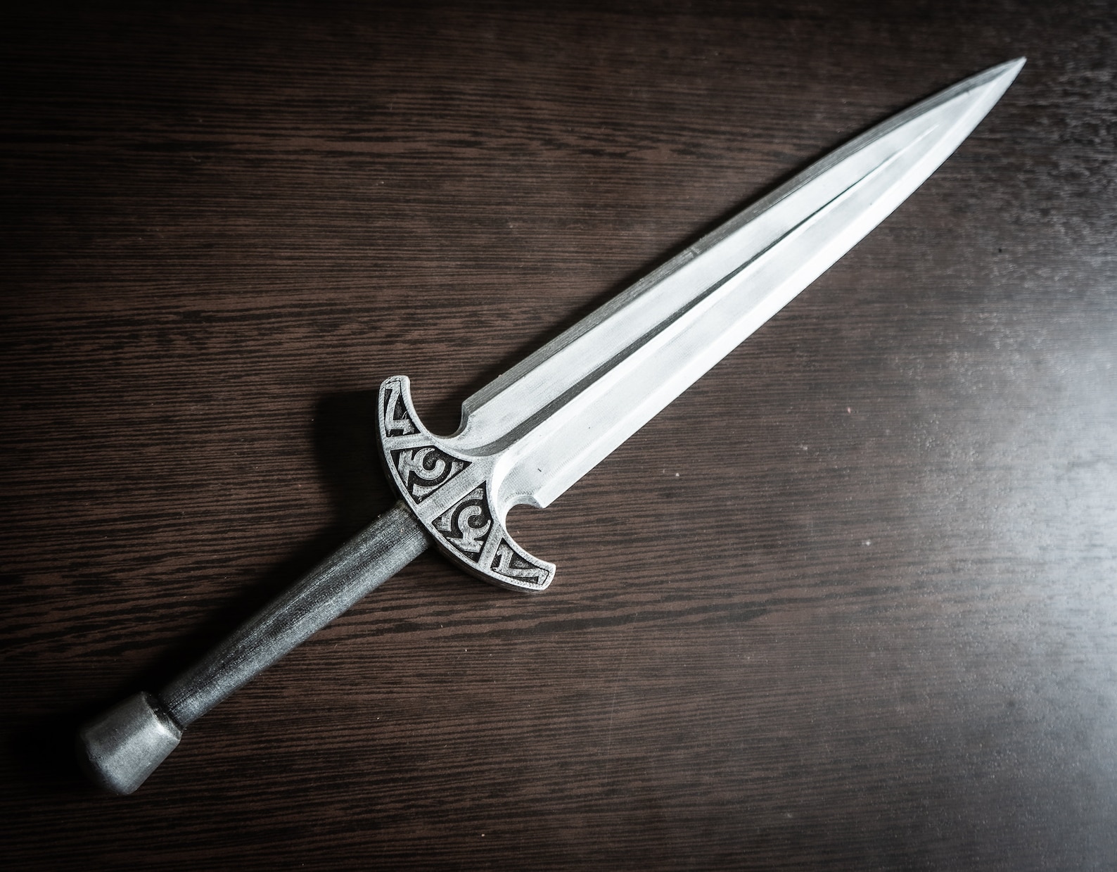 Skyrim Steel dagger Replica Elder Scroll Props Elder image 0.