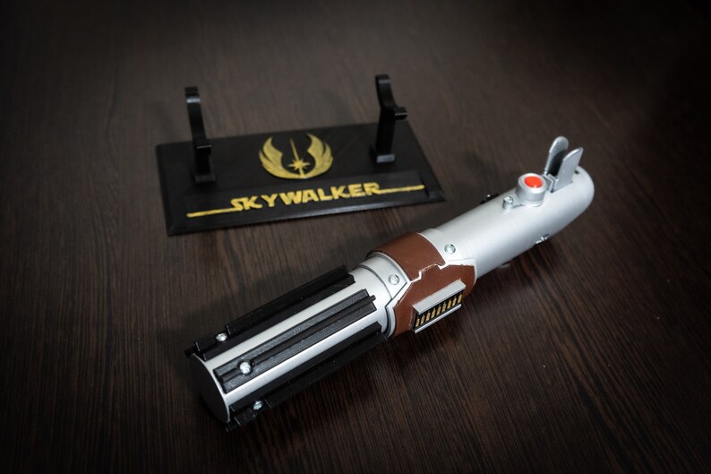 Rey S Lightsaber Explained From Star Wars The Rise Of vrogue.co