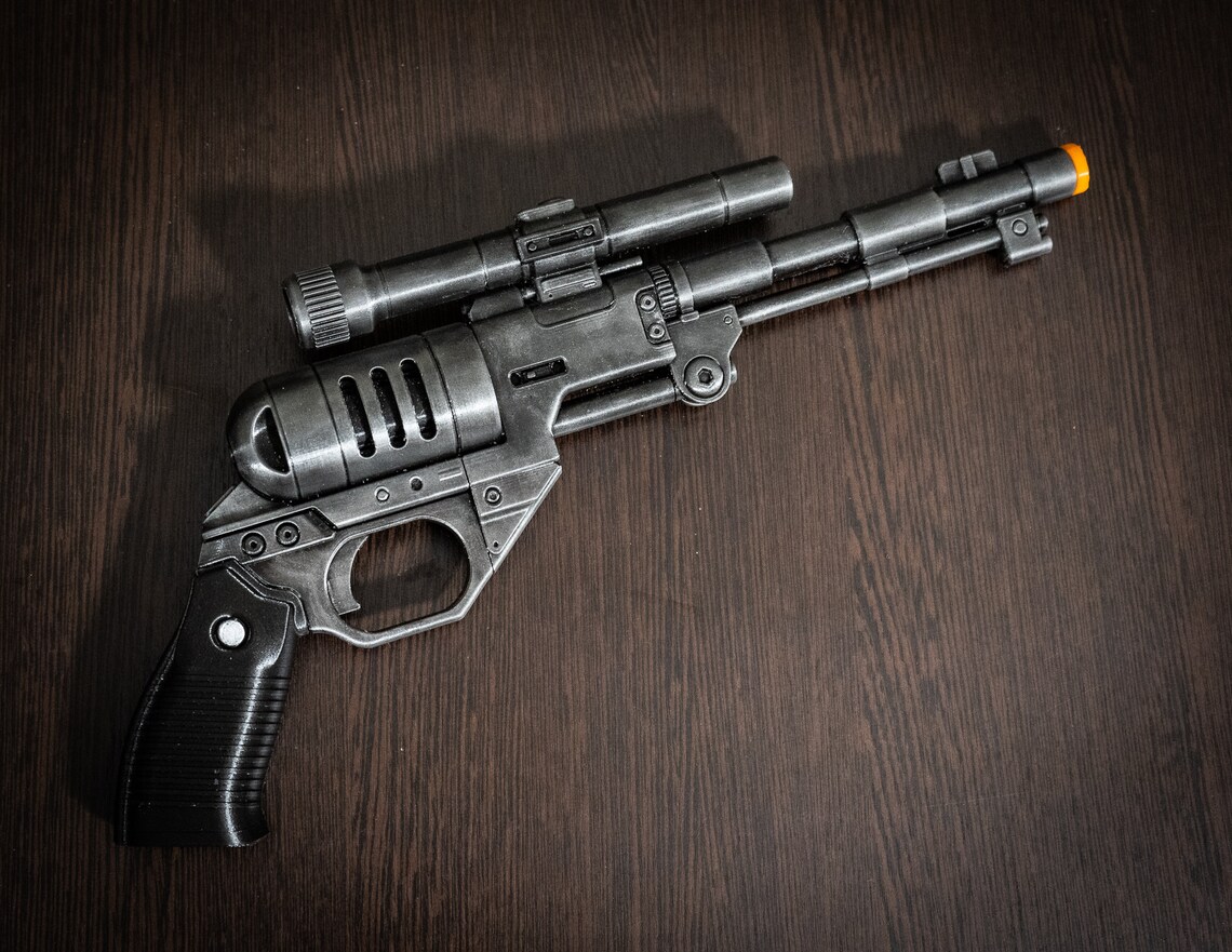 DE10 blaster pistol Star Wars Replica Star Wars Props Etsy