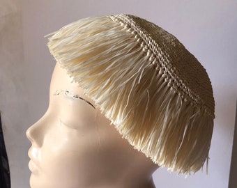 Vintage 1950s White Fringed Topper Raffia Hat | 1950s Ladies Hat | 50s Topper Hat