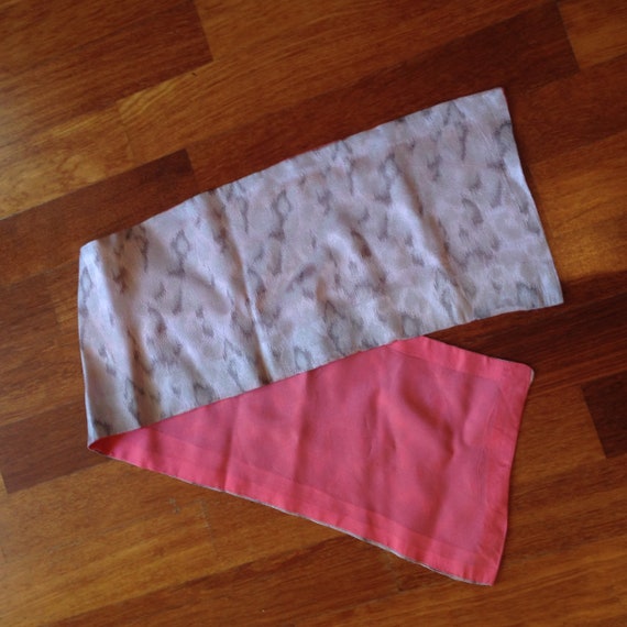 Vintage 1940s Pink Silk Scarf | 1940s - image 6