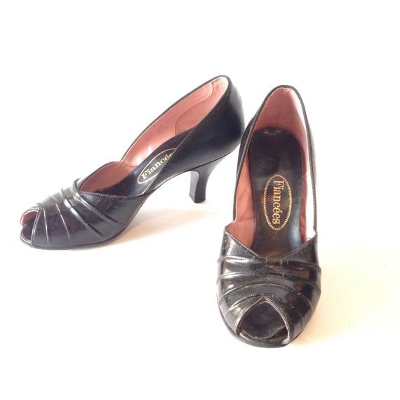 Vintage early 1950s Black Peep Toe Shoes - Deadsto