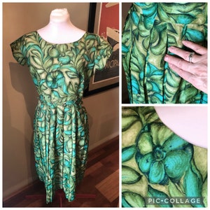 Vintage 1950s Green and Blue Floral Summer Dress | Bust 37 | 1950s green dress | 1950s