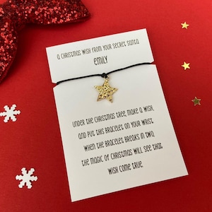 Een kerstwens van uw geheime kerstman vriendschap verguld gehamerde ster charme armband met quote - verstelbare, gratis personalisatie!