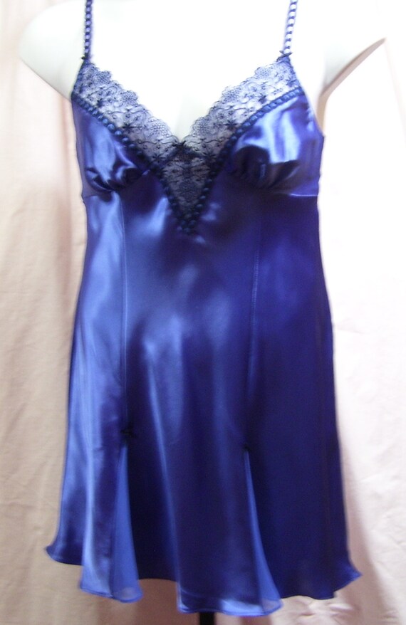 netted night gown