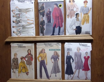 Vogue 8246、ワードローブ、Vogue 8555、ケープショールポンチョ、Vogue 8231 ブラウス、Vogue 8672、シャケット、Vogue 7569、ジャケットスカートパンツ、Vogue 9150