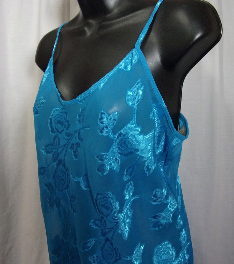 short caribbean gown