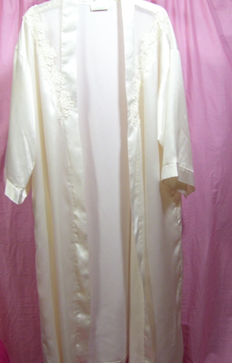 Satin Robe Bridal Honeymoon Off WhiteIvory Long Open Front Lace Inserts Size M Medium Dentella
