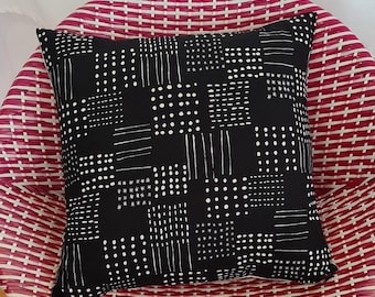 Japanese dots and lines black linen cushion cover