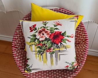 Floral bouquet vintage barkcloth cushion cover