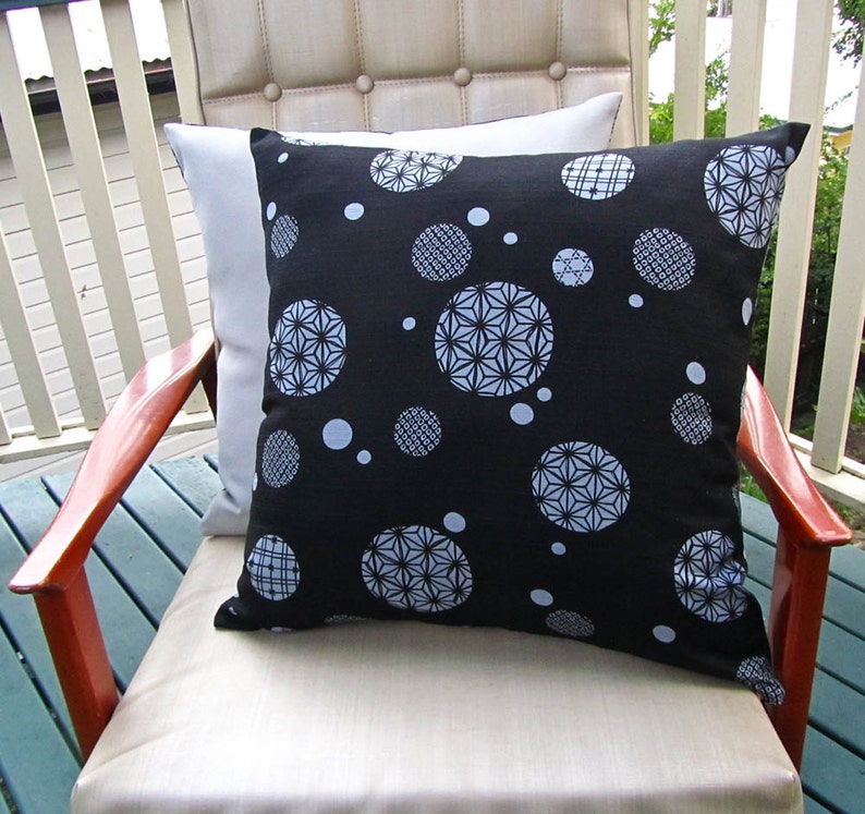 Japanese geometric barkcloth cushion cover black/grey image 4