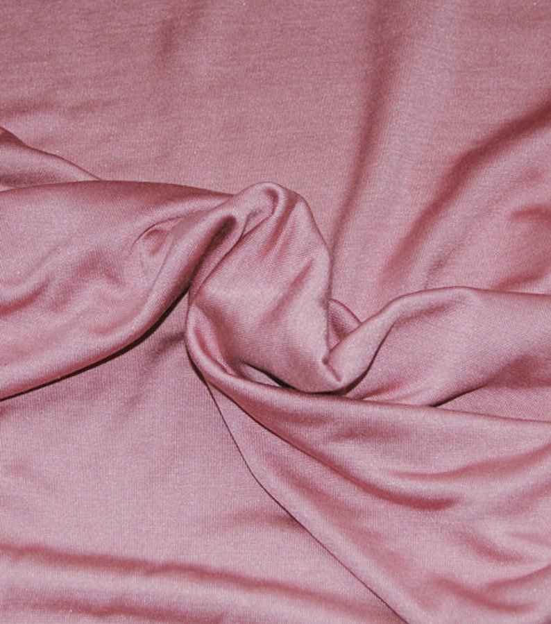 silk jersey, dusty rose, altrosa, luxury silk fabric, 70 silk, 30 Viskose, fabric image 3