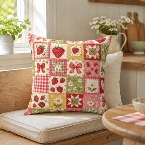 Strawberry Patchwork Throw Pillow, Cottagecore Floral Heart Cushion, Retro Quilt Pattern Decorative Pillow