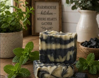 Handmafe mint houtskool zeep | Karitéboter, olijfolie, etherische olie van houtskool en pepermunt