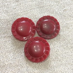 Three Large Cherry Red Vintage Round  Plastic Buttons - Shanks B1366