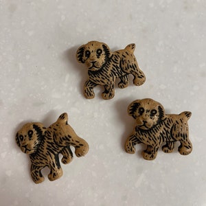 Three Little Tan Plastic Puppy Dog Buttons Self Shanks BT1119