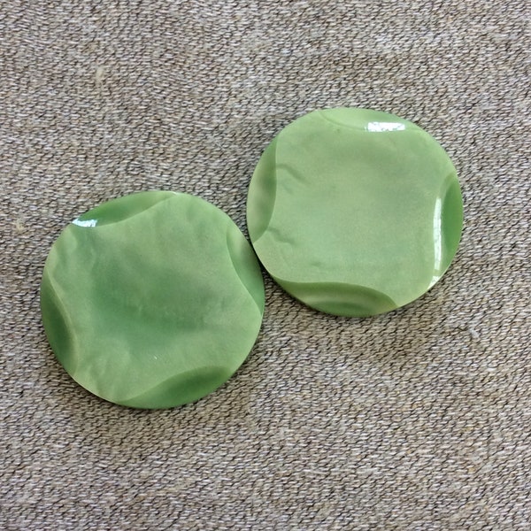 Two Large Mottled Marbled Pale Celery Green Plastic Buttons  B1413