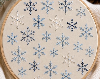 Sneeuwvlok borduurpatroon met stoksteek (PDF) | 24 winterse borduurontwerpen | Direct downloaden
