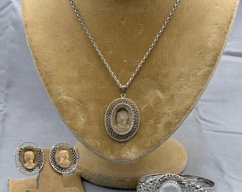 Vintage Whiting & Davis Silver Tone Demi Parure Cameo Jewelry Set   Necklace, Clip Earrings Bracelet