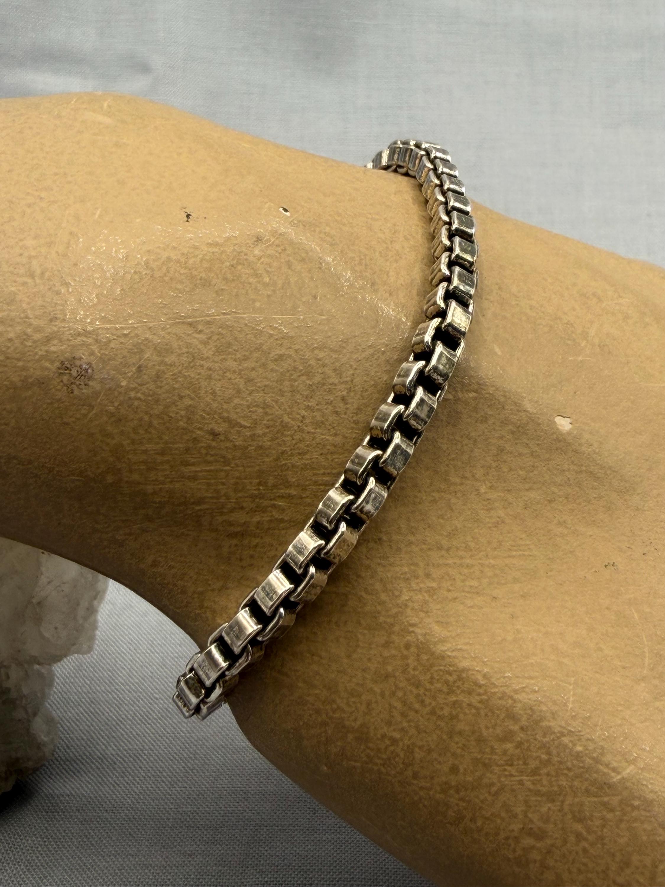 Tiffanys and co venetian bracelet - Etsy 日本