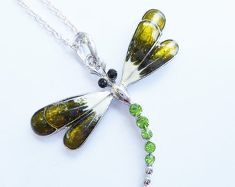 Dragonfly necklace, green dragonfly necklace, green dragonfly necklaces, dragonfly pendant, dragonfly jewelry,dragonfly necklaces,birthstone