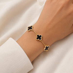 ブラッククローバーブレスレット Black clover bracelet - Etsy 日本