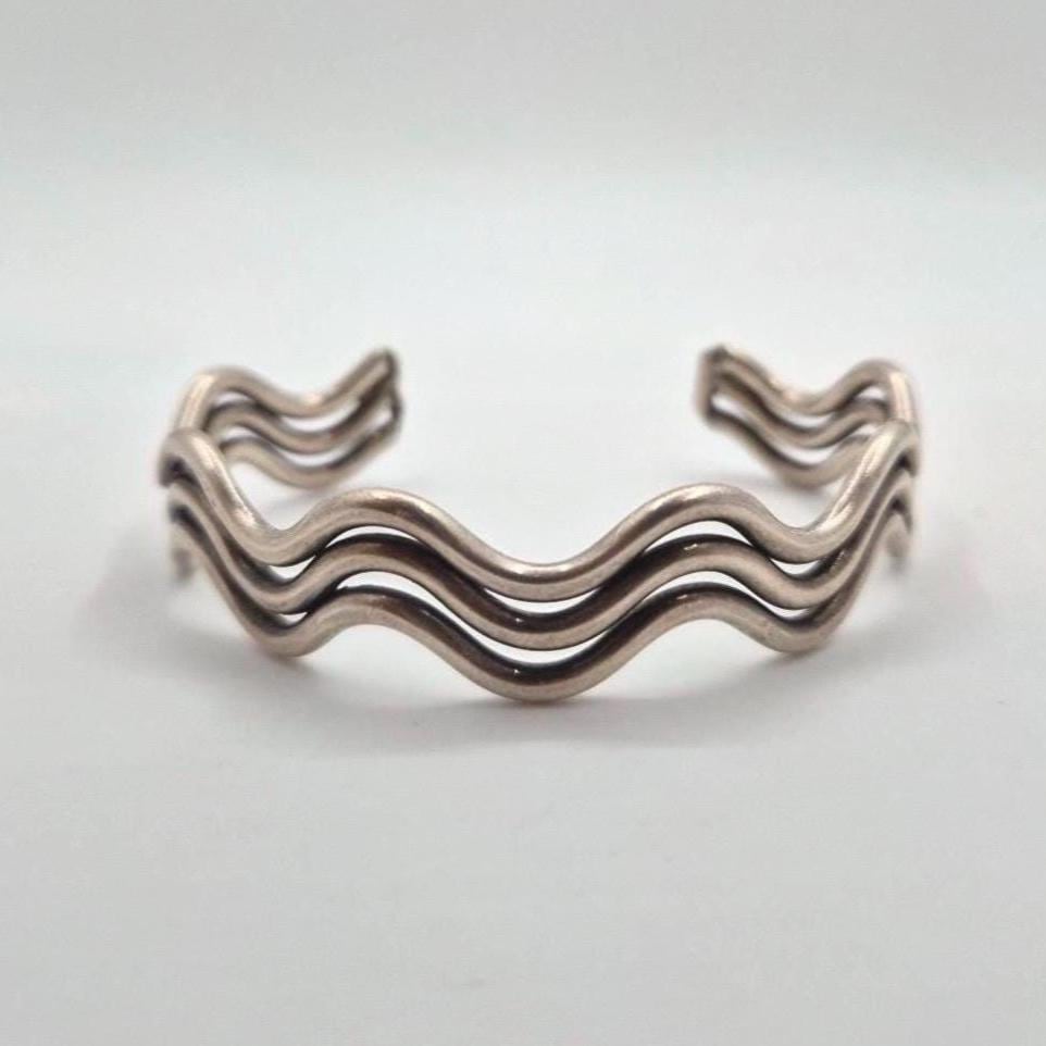 Mexican Silver Wavy Bangle - Etsy